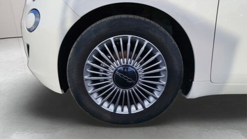 Voitures D'occasion À Villenave-D'ornon | Fiat 500 500E Berline My22 Serie 1 Step 2 E 95 Ch Icô...