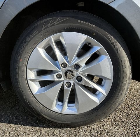Voitures D'occasion À Lescar | Škoda Octavia Break Combi 2.0 Tdi 150 Ch Dsg7 Business 5P