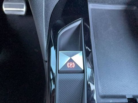 Voitures D'occasion À Muret | Ds Ds 3 Ds3 Crossback Bluehdi 130 Eat8 Performance Line+ 5P