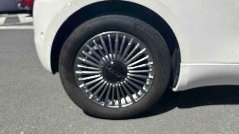 Voitures D'occasion À Villenave-D'ornon | Fiat 500 500E Berline E 95 Ch Nouvelle 3P