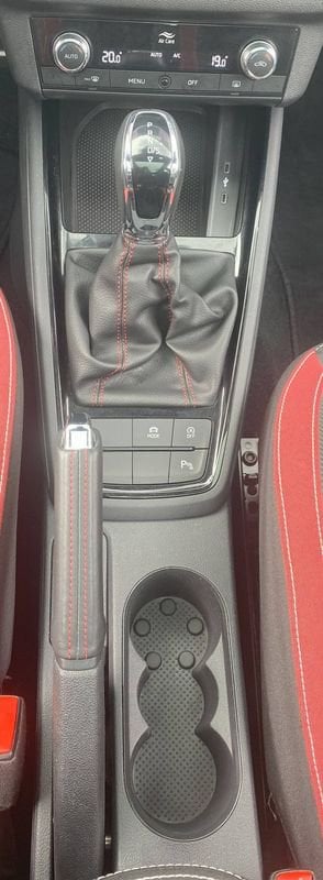 Voitures D'occasion À Lescar | Škoda Kamiq 1.0 Tsi Evo 110 Ch Dsg7 Monte-Carlo 5P