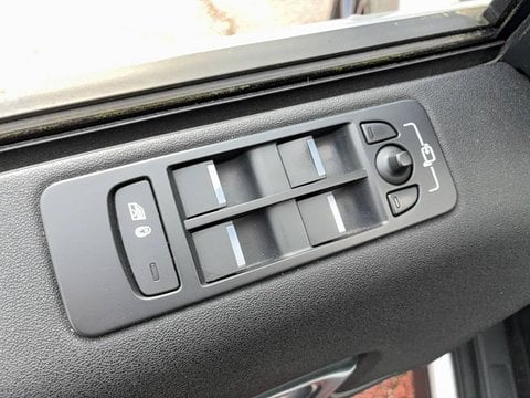 Voitures D'occasion À Libourne | Land Rover Discovery Sport Mark Iv Td4 150Ch Business 5P