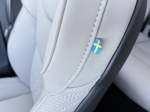 Voitures D'0Km À Lescar | Volvo Xc60 T6 Awd Hybride Rechargeable 253 Ch+145 Ch Geartronic 8 Ultr...