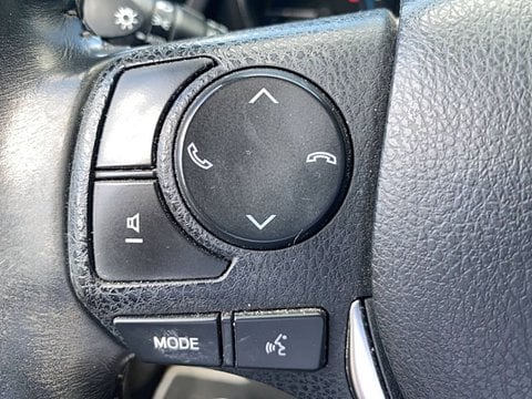 Voitures D'occasion À Muret | Toyota Auris Ii Touring Sports Hybride 136H Collection 5P
