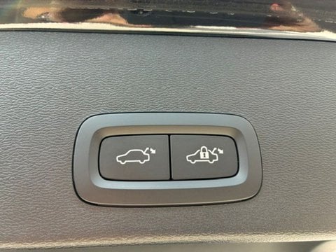 Voitures D'occasion À Saint Avit | Volvo Xc40 T5 Recharge 180+82 Ch Dct7 Plus 5P