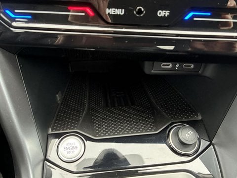 Voitures D'occasion À Lescar | Volkswagen T-Roc 1.0 Tsi 116 Start/Stop Bvm6 Vw Edition 5P