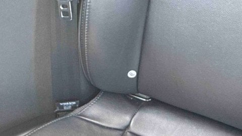 Voitures D'occasion À Toulouse | Volvo V40 D2 Adblue 120 Ch Geartronic 6 Momentum 5P