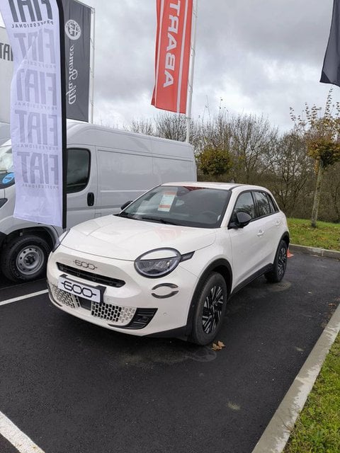 Voitures D'0Km À Toulouse | Fiat 600 Societe 1.2 Hybrid 100 Ch Dct6 5P