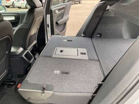 Voitures D'occasion À Saint Avit | Volvo Xc40 D3 A Dblue150 Ch Geartronic 8 Momentum 5P