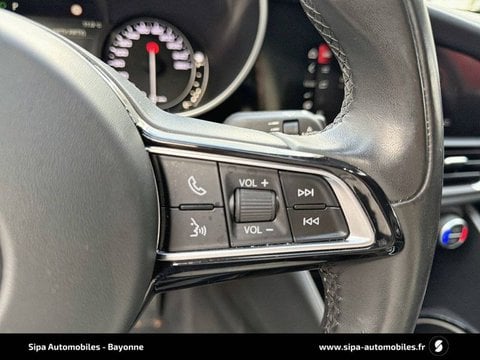 Voitures D'occasion À Lescar | Alfa Romeo Giulia 2.2 190 Ch At8 Ti 4P