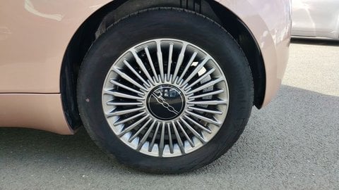 Voitures D'occasion À Villenave-D'ornon | Fiat 500 E 95 Ch Nouvelle 3P