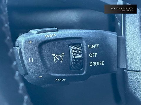 Voitures D'occasion À Lescar | Ds Ds 3 Ds3 Crossback Puretech 130 Eat8 Louvre 5P