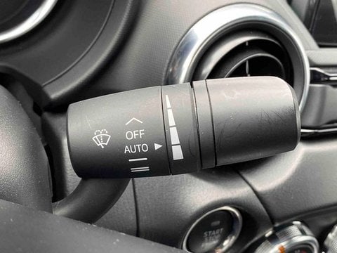 Voitures D'occasion À Mérignac | Mazda Mx-5 Iv St 1.5L Skyactiv-G 132 Ch Selection Ts Rouge 2P