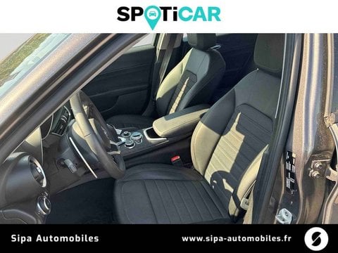 Voitures D'occasion À Toulouse | Alfa Romeo Giulia 2.2 160 Ch At8 Super 4P