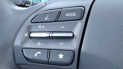 Voitures D'occasion À Villenave-D'ornon | Hyundai Kona Electrique 64 Kwh - 204 Ch Intuitive 5P