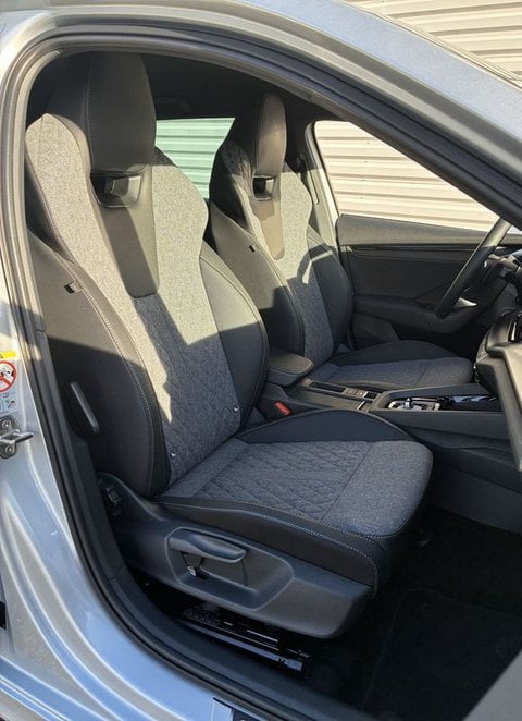 Voitures D'occasion À Lescar | Škoda Octavia Break Combi 2.0 Tdi 150 Ch Scr Dsg7 Sportline 5P