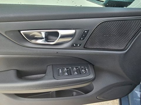 Voitures D'occasion À Saint Avit | Volvo V60 B4 197 Ch Geartronic 8 Plus 5P
