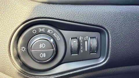 Voitures D'occasion À Mérignac | Jeep Renegade 1.6 L Multijet 120 Ch Bvr6 Brooklyn Edition 5P