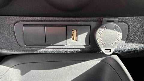 Voitures D'occasion À Libourne | Toyota Aygo X 1.0 Vvt-I 72 Design 5P