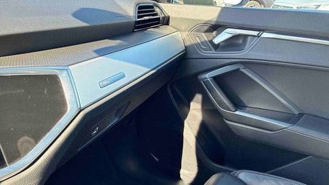 Voitures D'occasion À Toulouse | Audi Q3 35 Tfsi 150 Ch S Tronic 7 Limited 5P