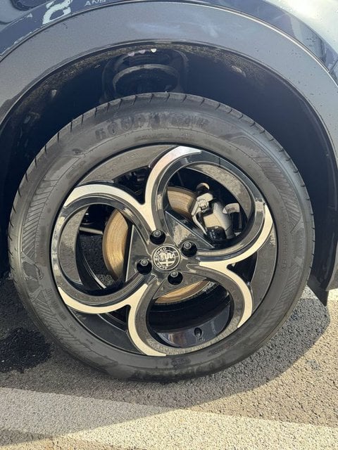 Voitures D'0Km À Toulouse | Alfa Romeo 145 Junior 1.2 Ibrida Ch Edct6 Speciale 5P