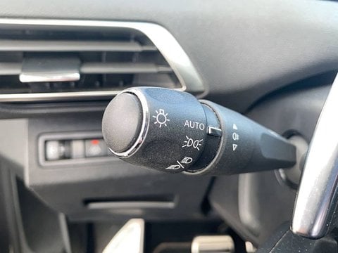 Voitures D'occasion À Muret | Peugeot 3008 Ii Puretech 130Ch S&S Eat8 Roadtrip 5P