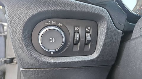 Voitures D'occasion À Muret | Opel Corsa 1.2 75 Ch Bvm5 5P