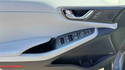 Voitures D'occasion À Villenave-D'ornon | Hyundai Ioniq Plug-In 141 Ch Executive 5P