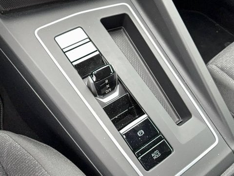 Voitures D'occasion À Tarbes | Volkswagen Golf Viii 1.0 Etsi Opf 110 Dsg7 Life Plus 5P