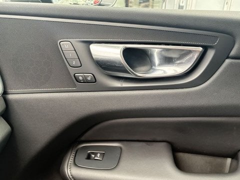 Voitures D'occasion À Lescar | Volvo Xc60 T6 Awd Hybride Rechargeable 253 Ch+145 Ch Geartronic 8...