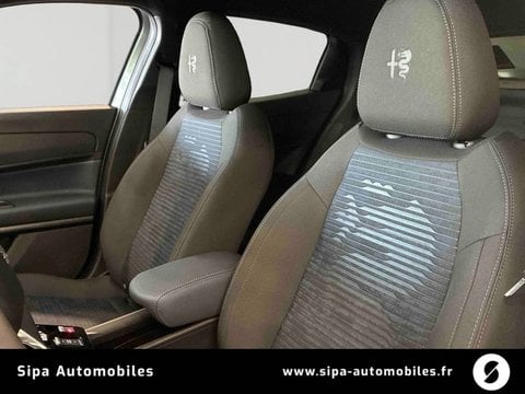 Voitures D'0Km À Lescar | Alfa Romeo Junior Ibrida Junior 1.2 Ibrida 145 Ch E-Dct6 Sprint 5P