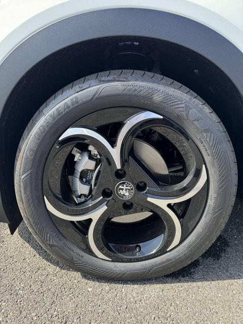 Voitures D'0Km À Toulouse | Alfa Romeo Junior Ibrida Junior 1.2 Ibrida 145 Ch E-Dct6 Speciale 5P