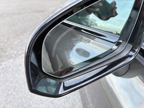Voitures D'occasion À Lescar | Volvo V60 B4 197 Ch Dct7 Ultra Style Dark 4P
