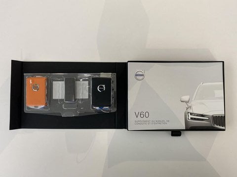 Voitures D'occasion À Lescar | Volvo V60 B4 197 Ch Dct7 Ultra Style Dark 4P
