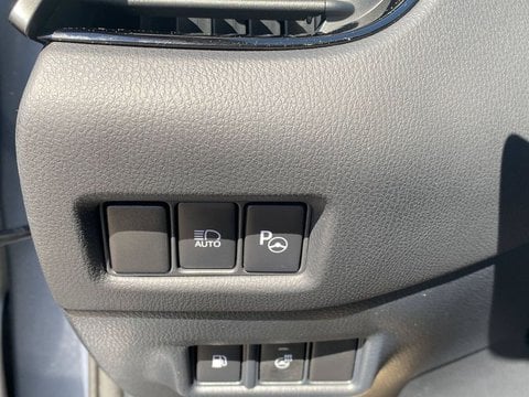 Voitures D'occasion À Le Bouscat | Toyota C-Hr Hybride 2.0L Collection 5P