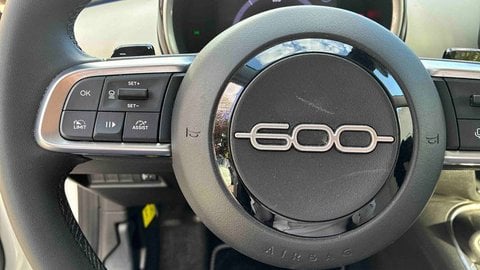 Voitures D'occasion À Libourne | Fiat 600 1.2 Hybrid 100Ch Dct6 La Prima 5P
