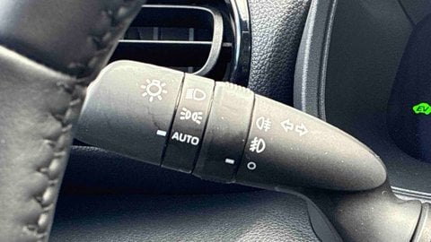 Voitures D'occasion À Toulouse | Toyota Yaris Hybride 130H Collection 5P