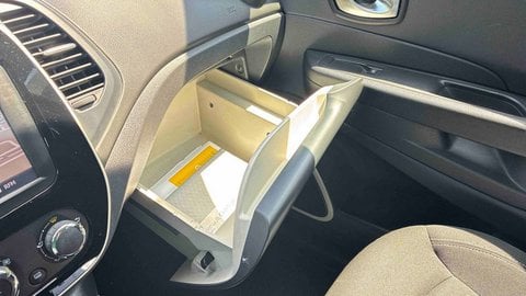Voitures D'occasion À Dax | Renault Captur Dci 90 Energy Zen 5P