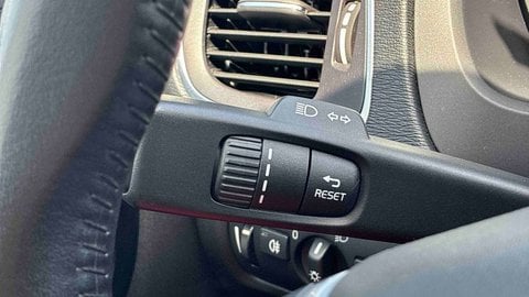 Voitures D'occasion À Toulouse | Volvo V40 D2 Adblue 120 Ch Geartronic 6 Momentum 5P