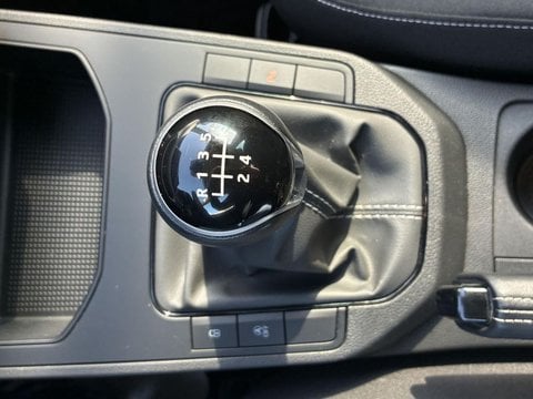 Voitures D'occasion À Lescar | Seat Ibiza 1.0 Tsi 95 Ch S/S Bvm5 Urban 5P