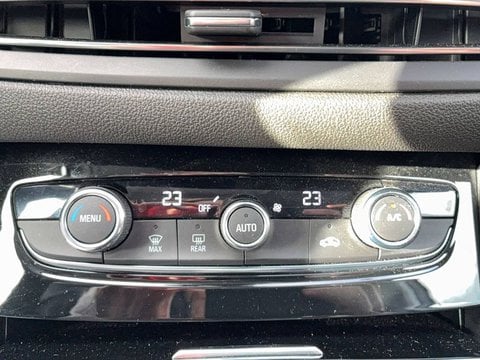 Voitures D'occasion À Muret | Opel Grandland Hybrid 225 Ch Bva8 Elegance Business 5P