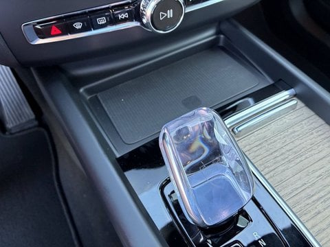 Voitures D'0Km À Lescar | Volvo Xc60 T6 Awd Hybride Rechargeable 253 Ch+145 Ch Geartronic 8 Ultr...