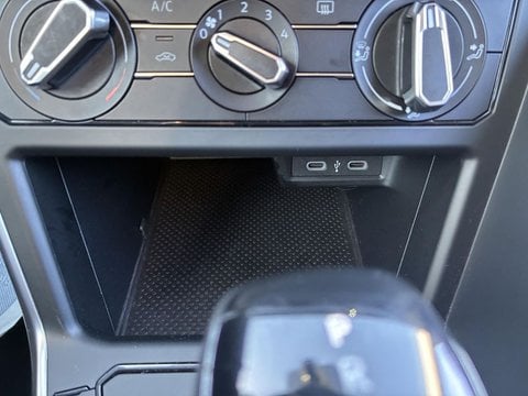 Voitures D'occasion À Lescar | Volkswagen Polo 1.0 Tsi 95 S&S Dsg7 Vw Edition 5P