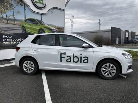 Voitures 0Km Škoda Fabia Iv 1.0 Mpi 65 Ch Bvm5 Ambition 5P À Pau