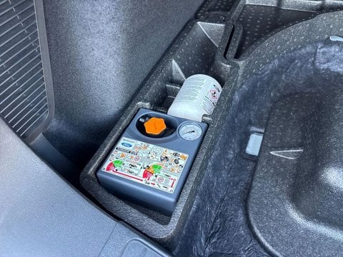 Voitures D'occasion À Saint Maximin | Ford Kuga 2.5 Duratec 180Ch Hybrid Flexifuel St-Line X Pow...