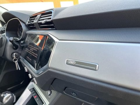 Voitures D'occasion À Jaux Compiègne | Audi Q3 35 Tfsi 150Ch Design S Tronic 7