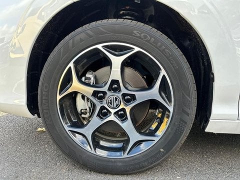 Voitures D'occasion À Sarcelles | Mg Mg3 Hybrid+ 195Ch Luxury