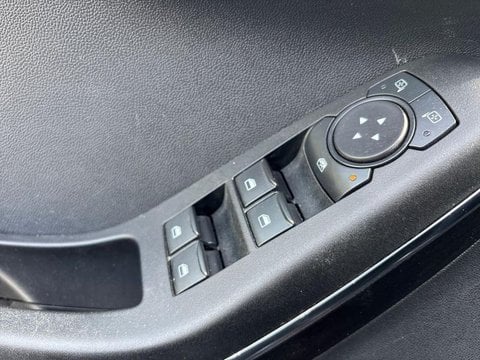 Voitures D'occasion À Etampes | Ford Fiesta 1.0 Flexifuel 95Ch Titanium Business 5P