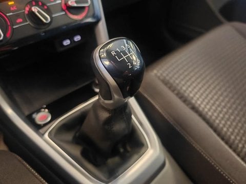 Voitures D'occasion À Villaines Sous Bois | Volkswagen T-Cross 1.0 Tsi 110Ch Lounge Gris Limestone