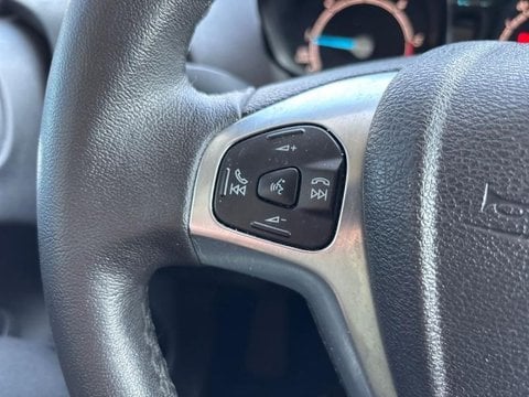 Voitures D'occasion À Saint Ouen L'aumône | Ford Tourneo Courier 1.5 Tdci 100Ch Ambiente